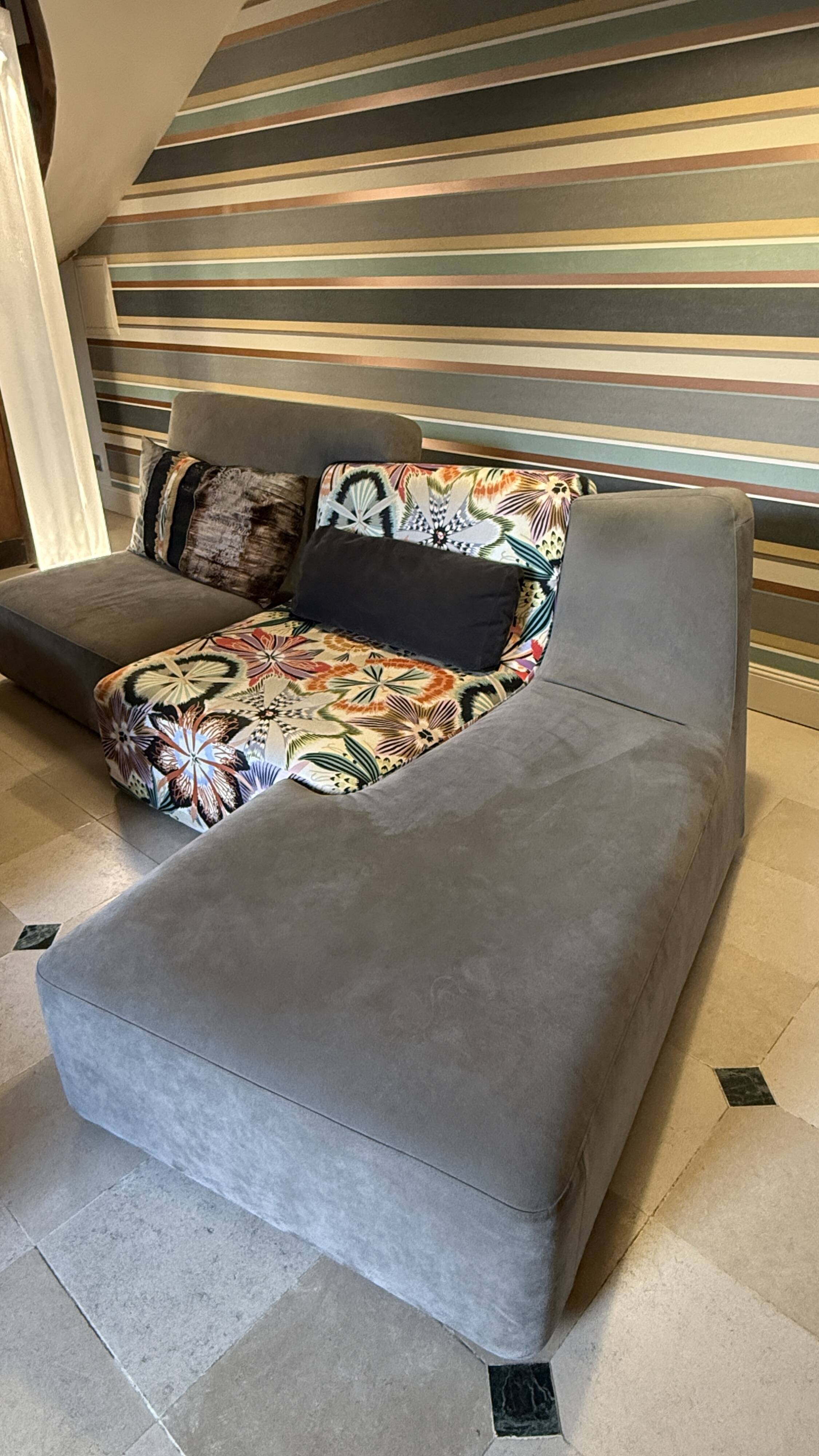 Roset line living room set
