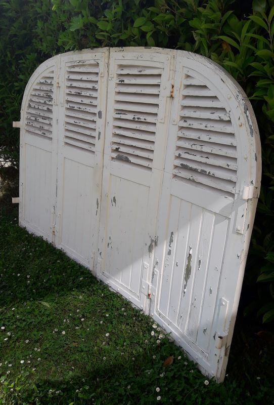 Curved shutters oak and fir H156xL245