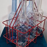 Metal bottle holder