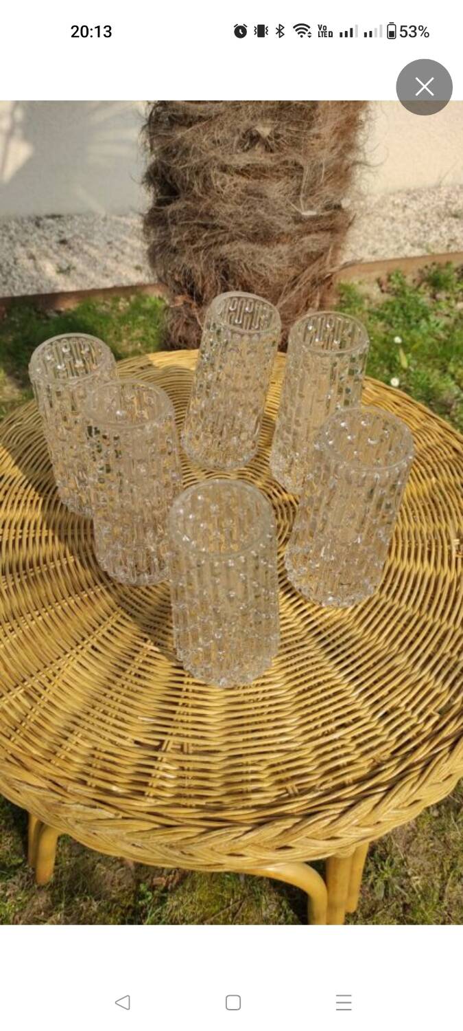 Art deco tulips