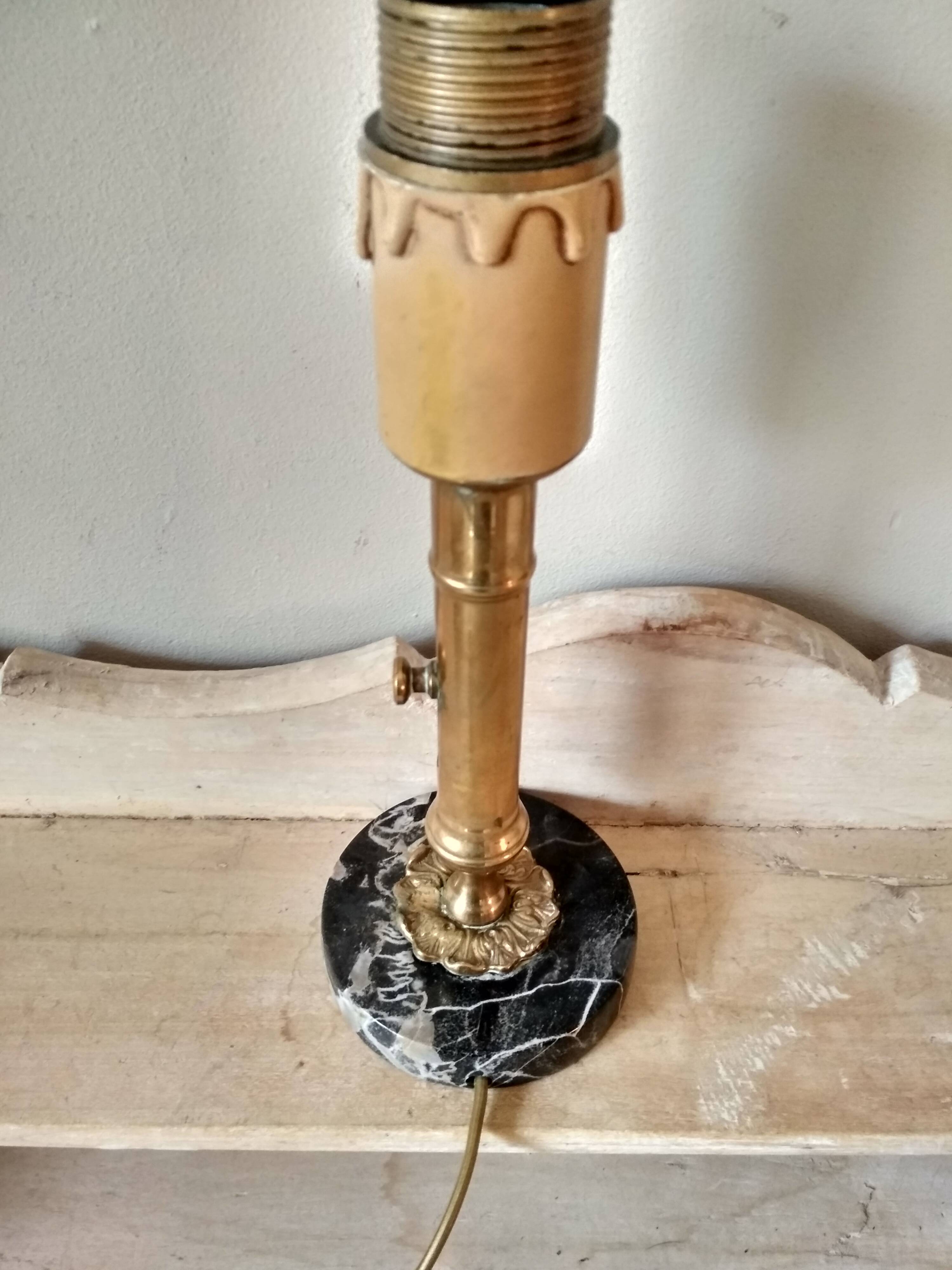 Table lamp with brass candle holder and marble base
