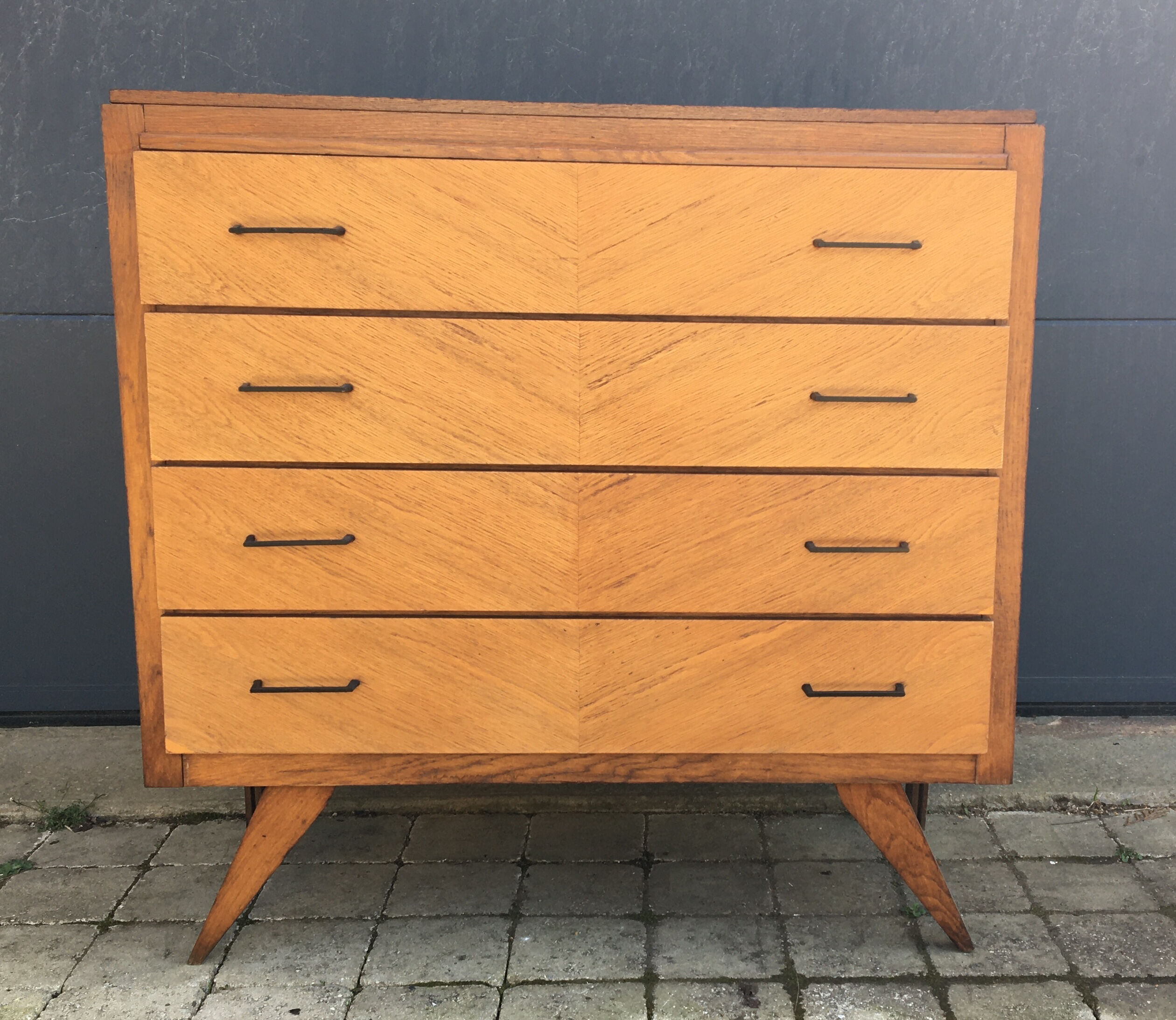 Commode vintage