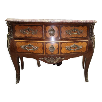 Commode de style Louis XV