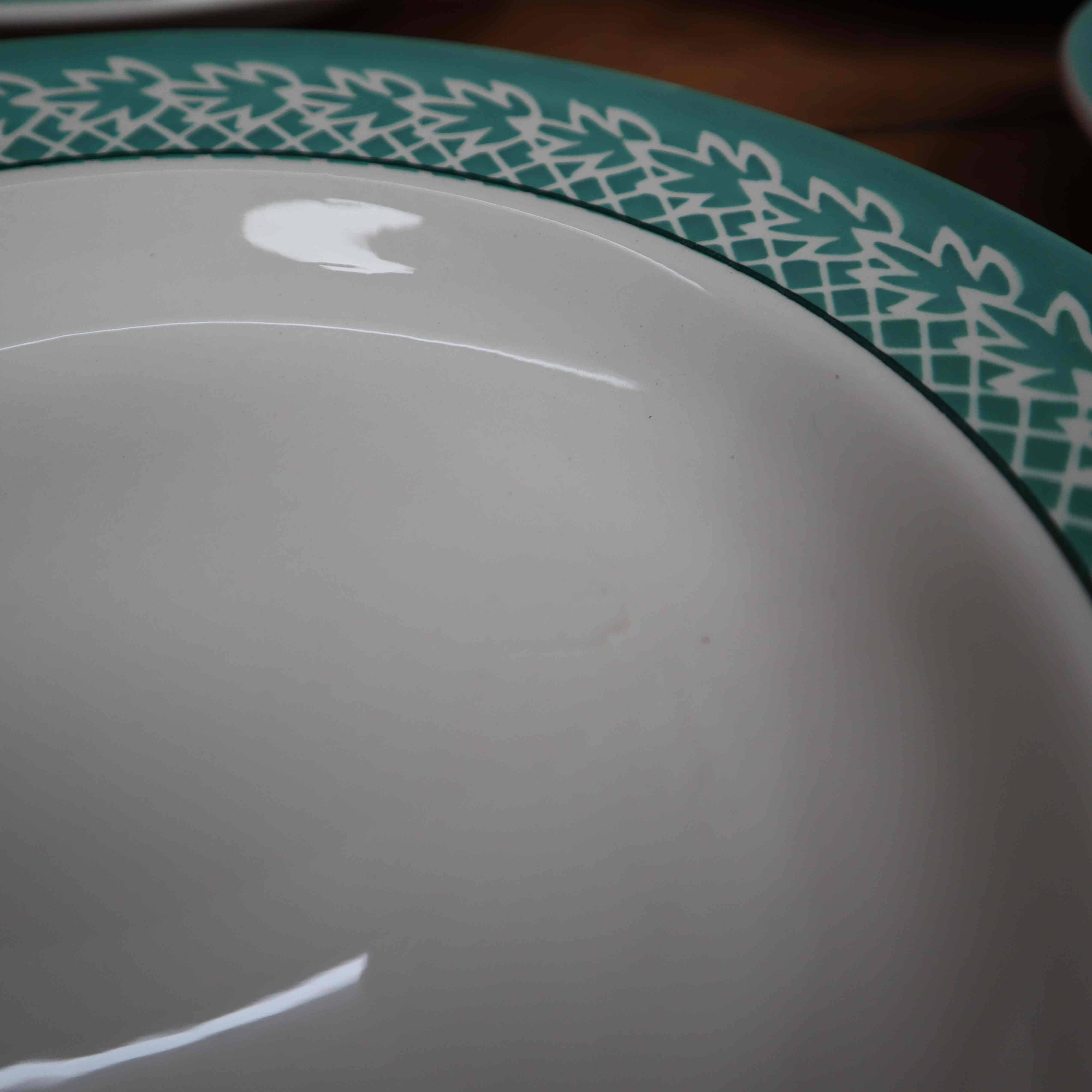 Set of 6 KIFO L'Amandinoise soup plates with green leaf decor