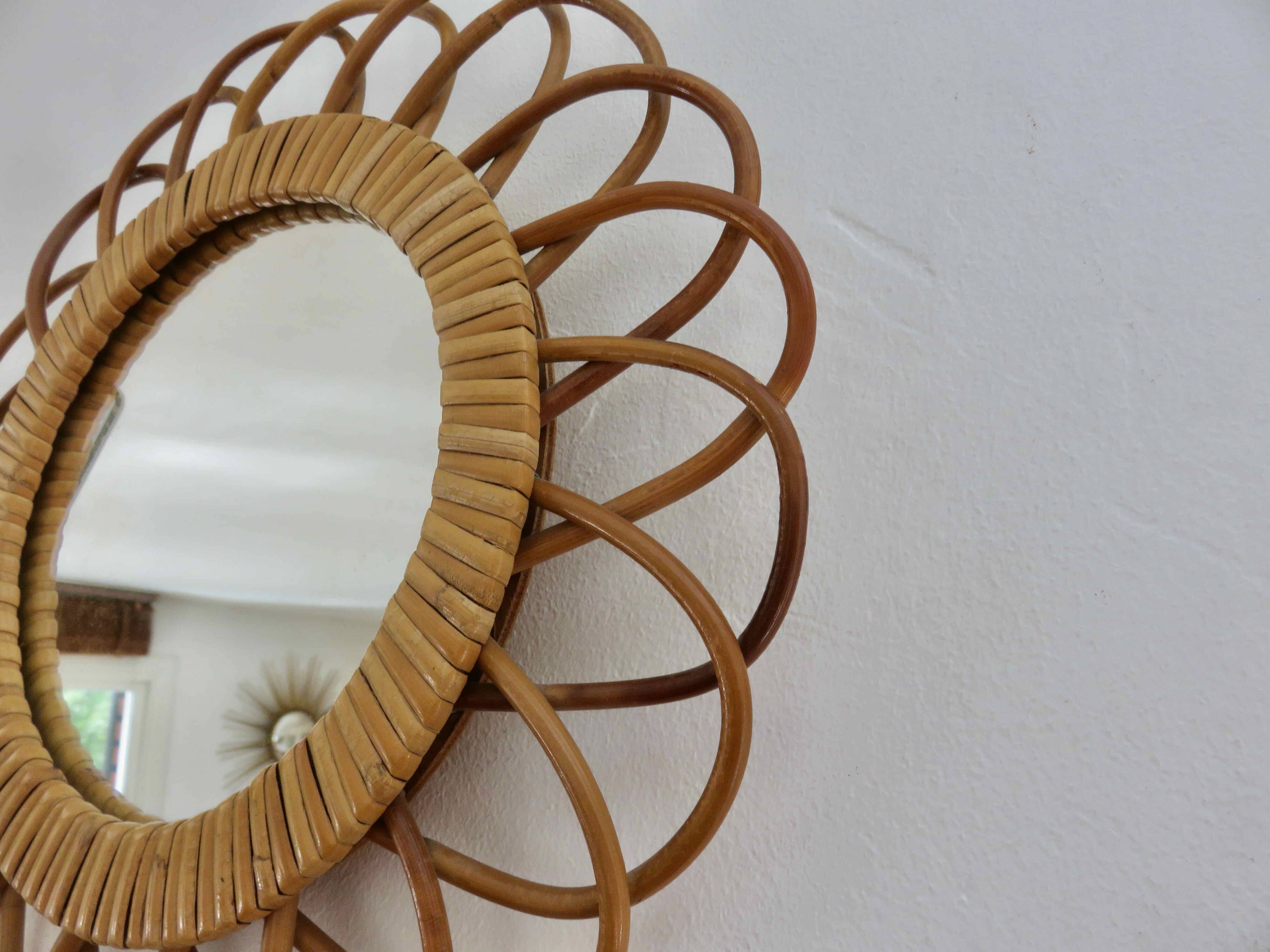 Rattan “flower” mirror from the 70s