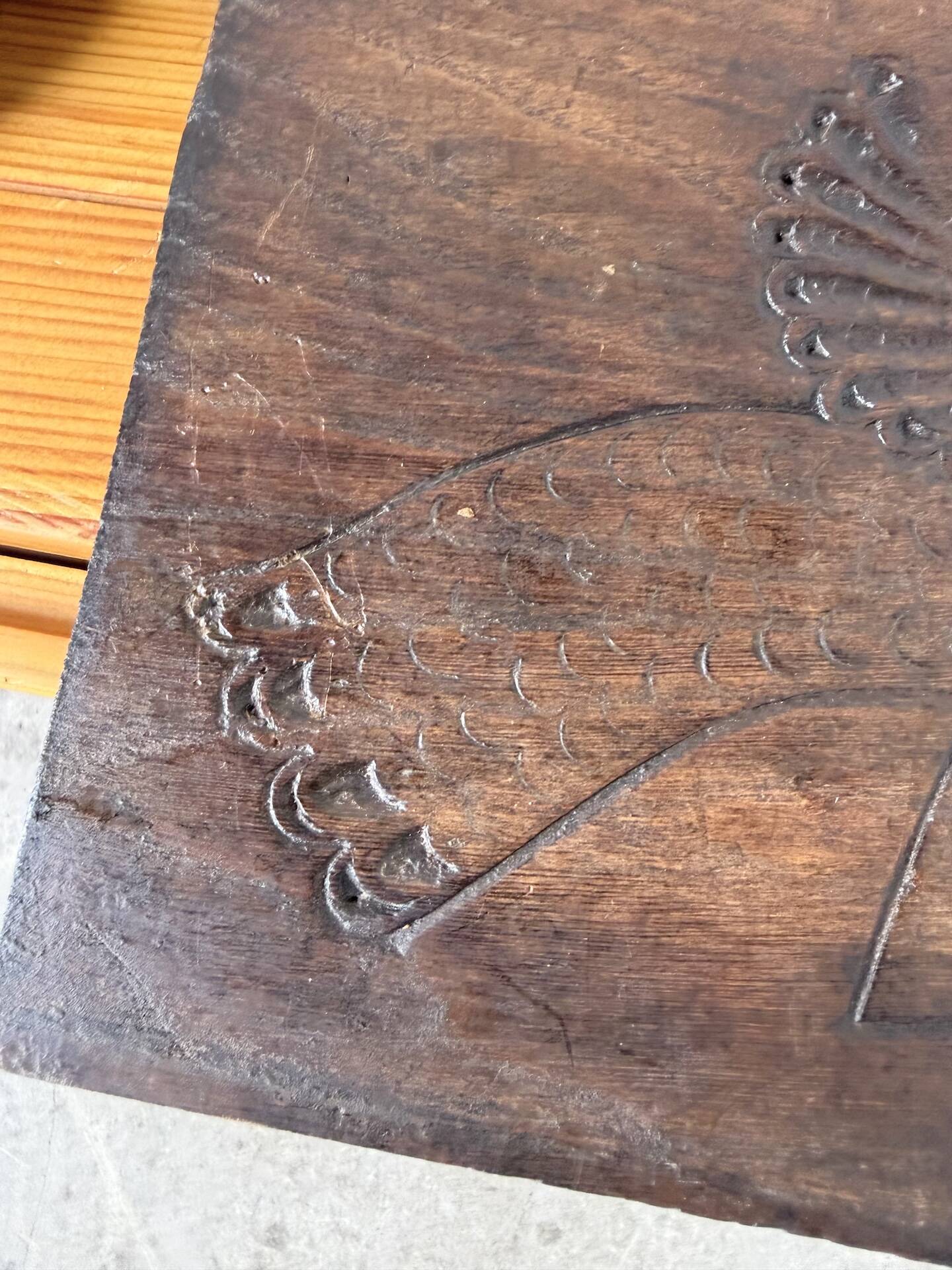 Sculpture gravée sur bois ancien 1900
