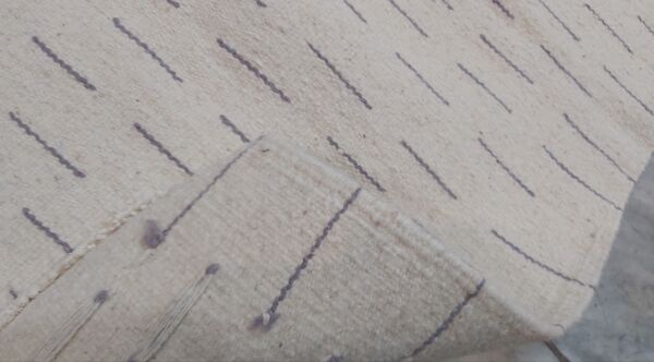 Tapis blanc et violet traditionnel 57x126cm