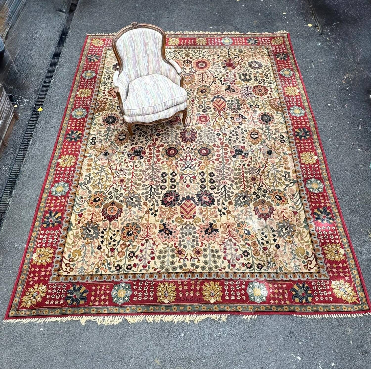 Large vintage Tetex Kirman design rug. 390 x 295 cm