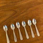 6 vintage silver plated small spoons from the 1960s