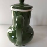 Coffee maker with filter