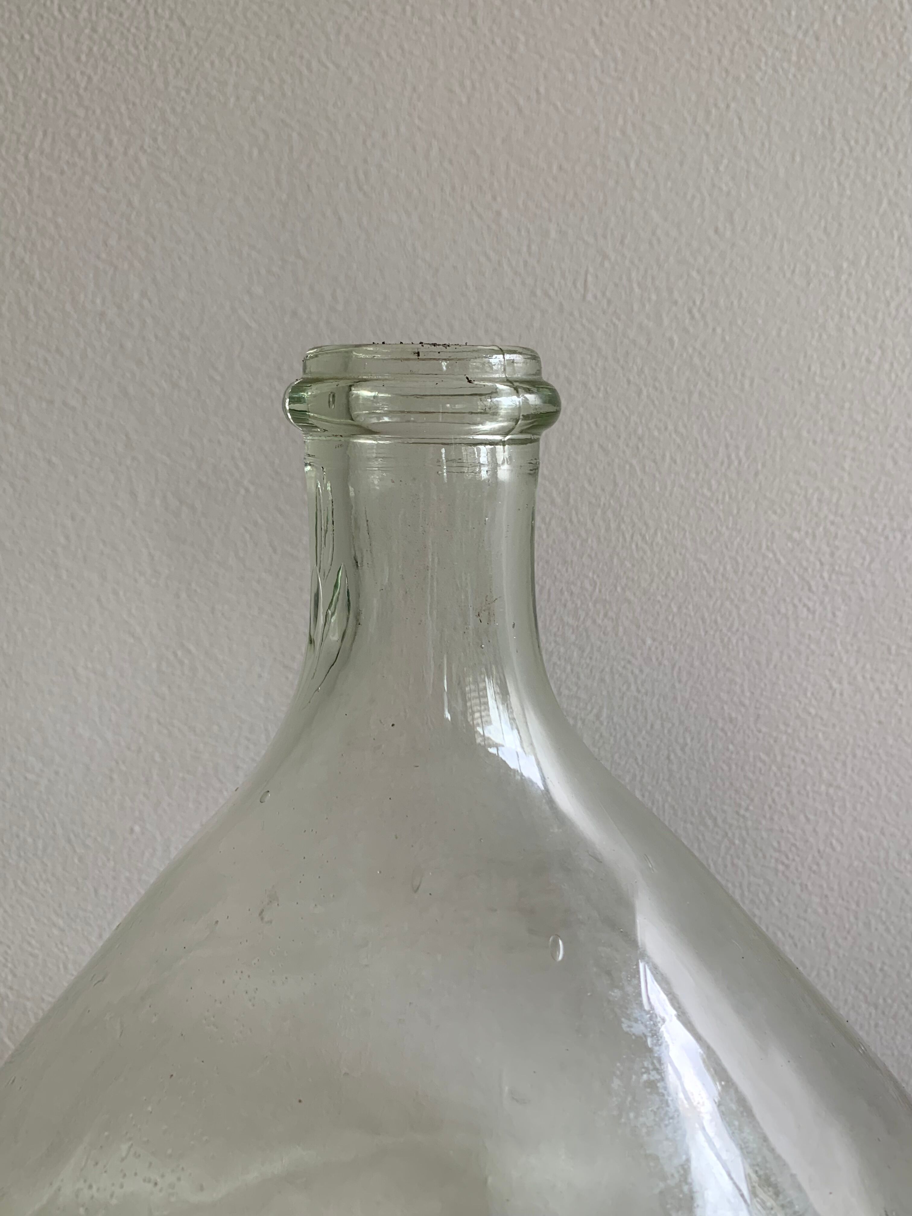 Dame-jeanne ancienne en verre transparent 15 litres