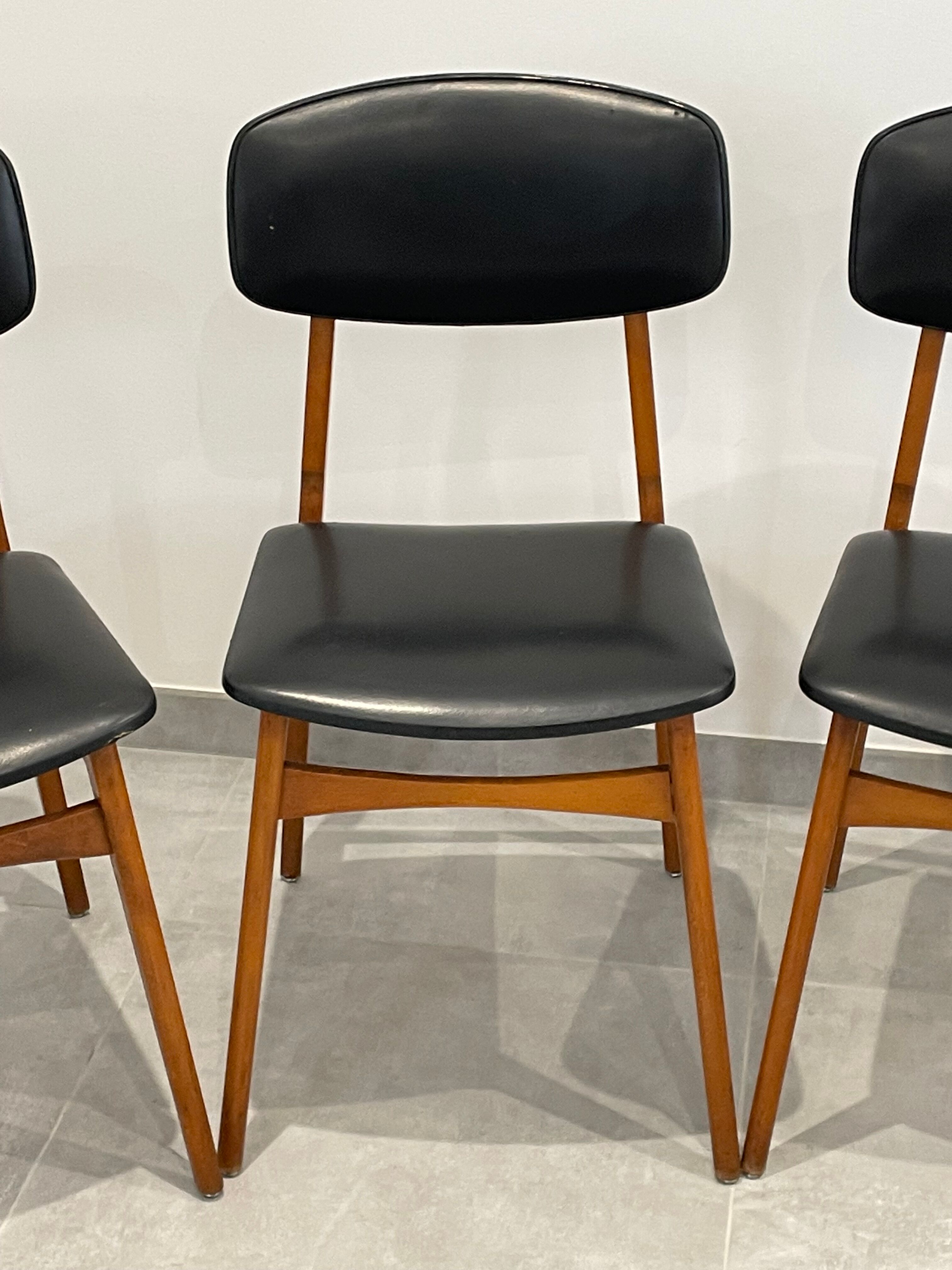 Scandinavian style design chair, set of 3