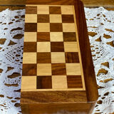 Travel chess set, in marquetry, magnetic pieces