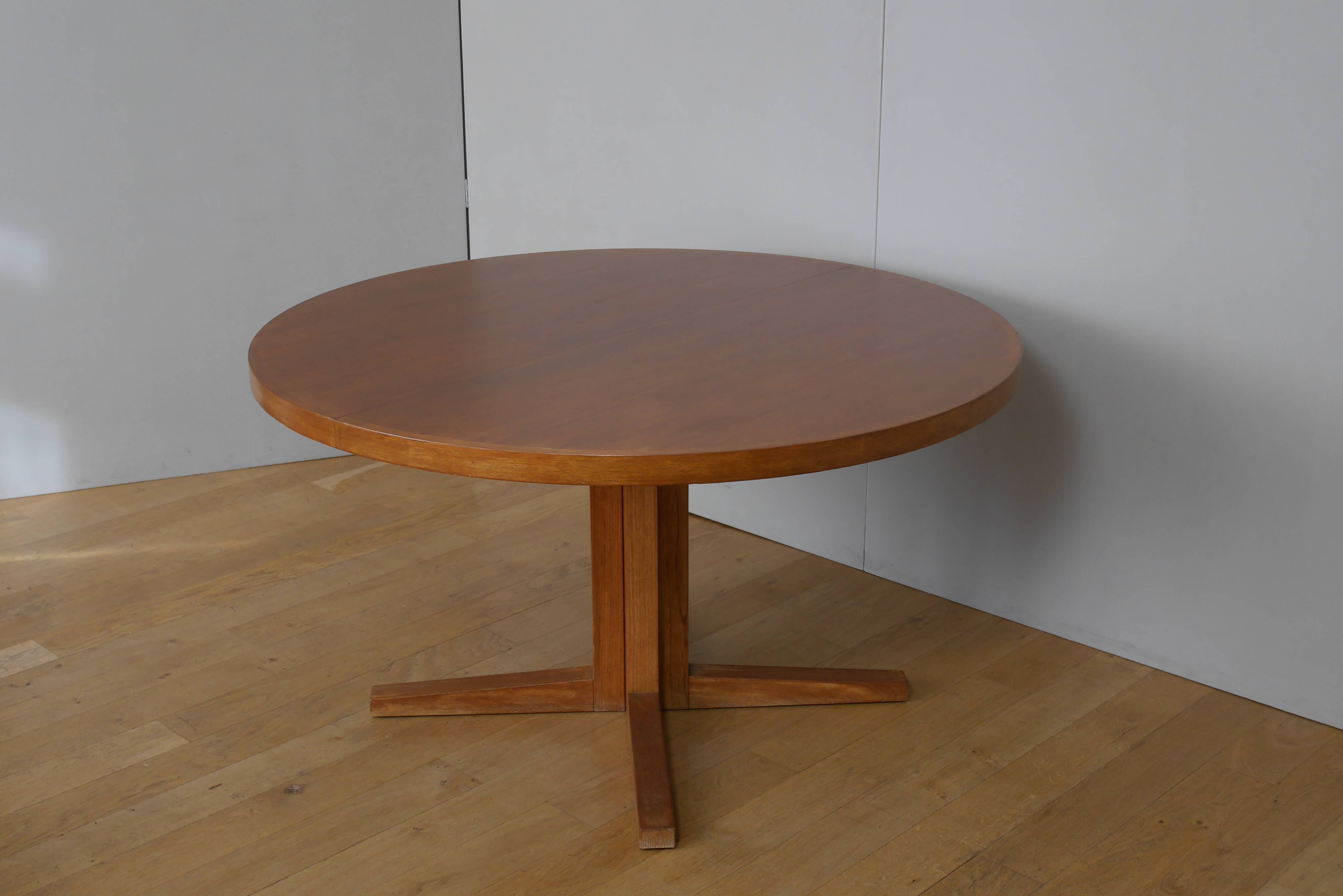 Round table with 2 teak extensions by J. Mortensen, Scandinavian edition Heltborg