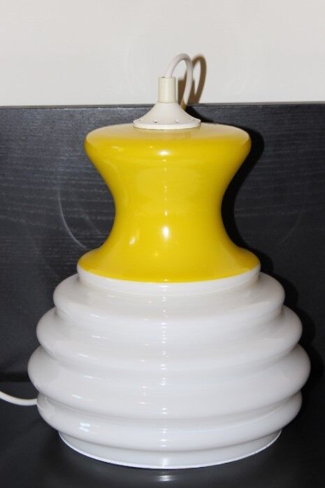Suspension in opaline 70s