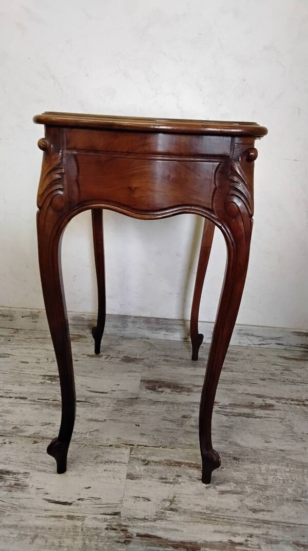 Coiffeuse / travailleuse ancienne style Louis XV