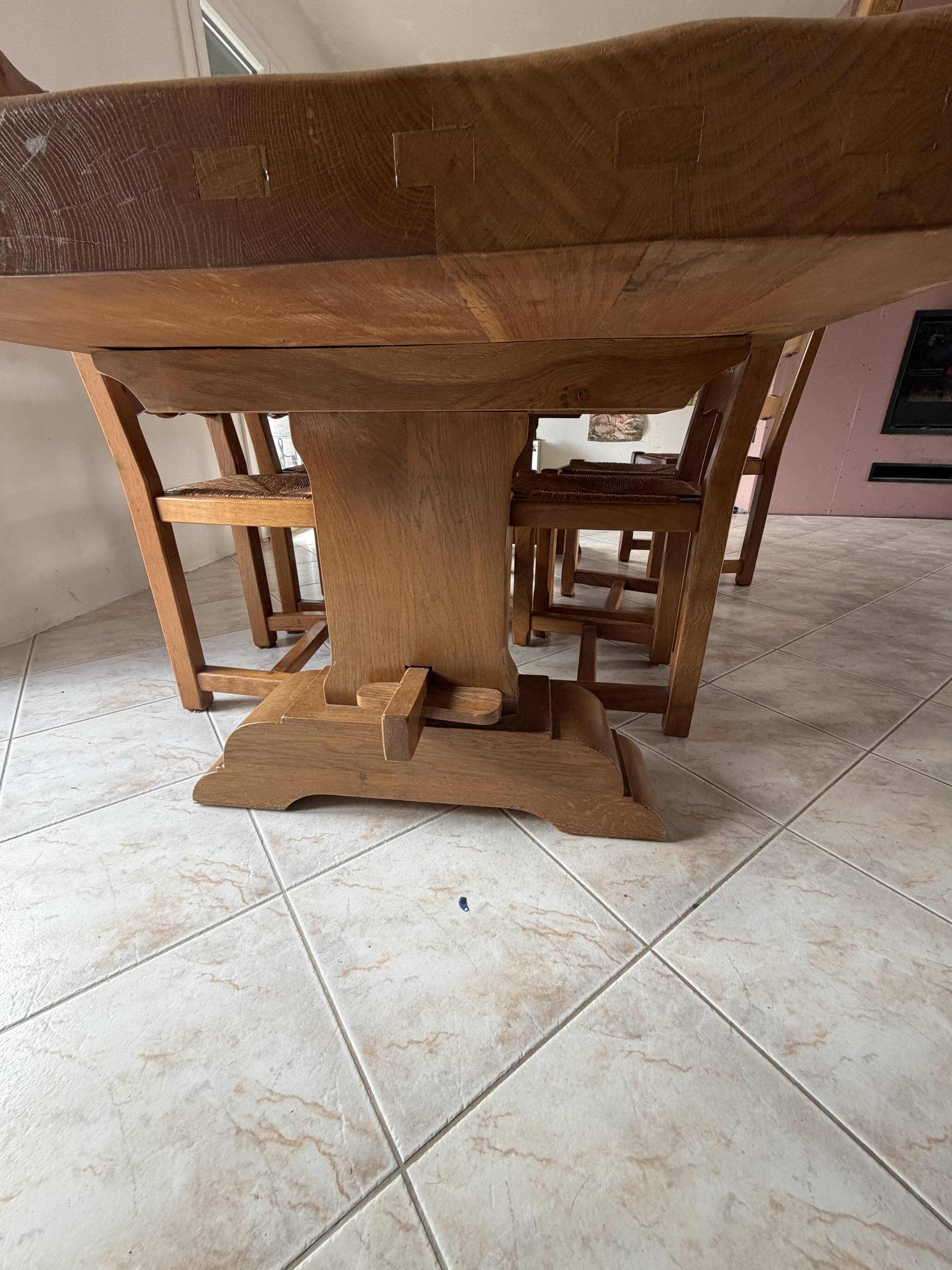 Oak table
