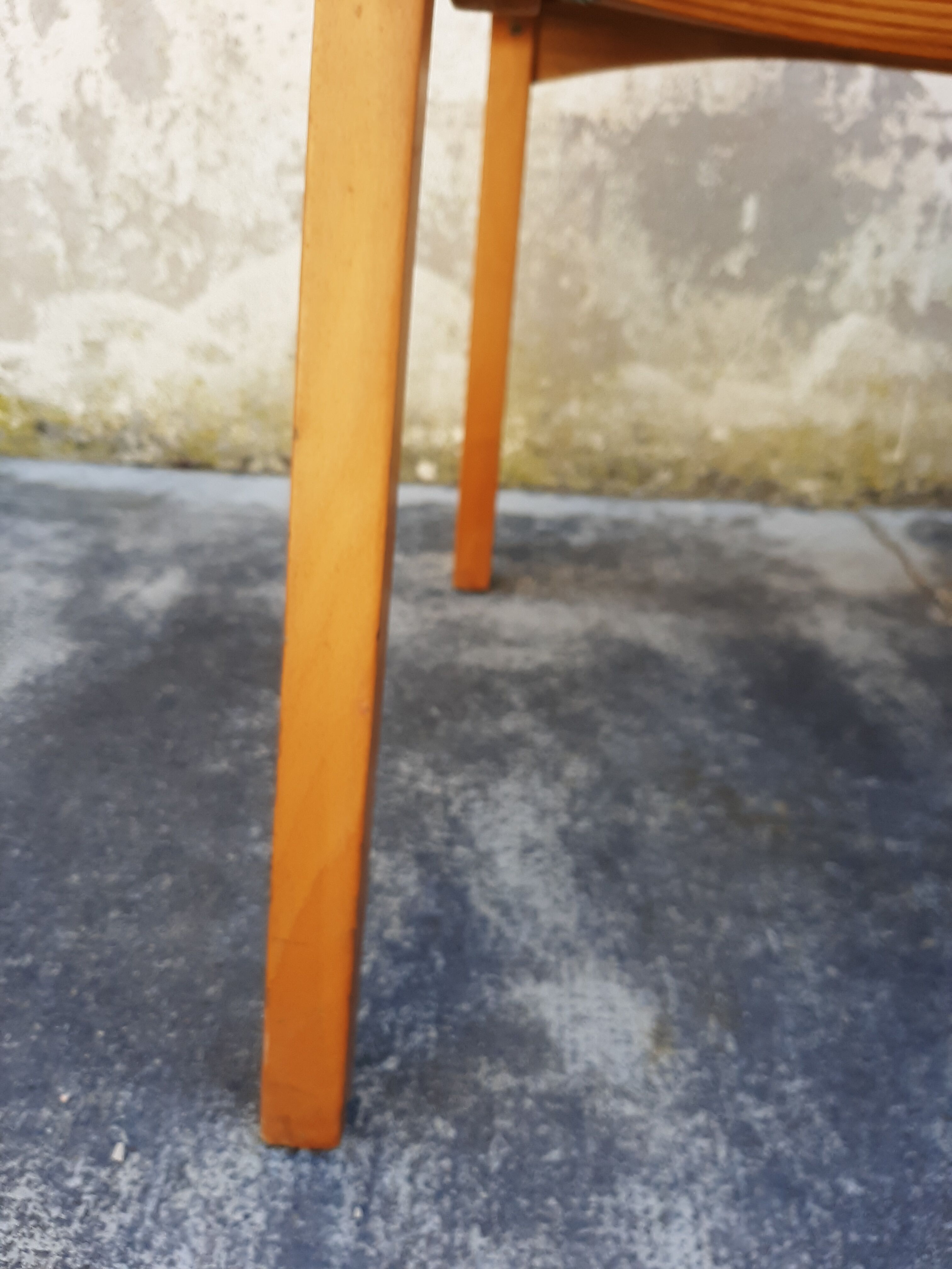 Serie de 4 chaises design années 80