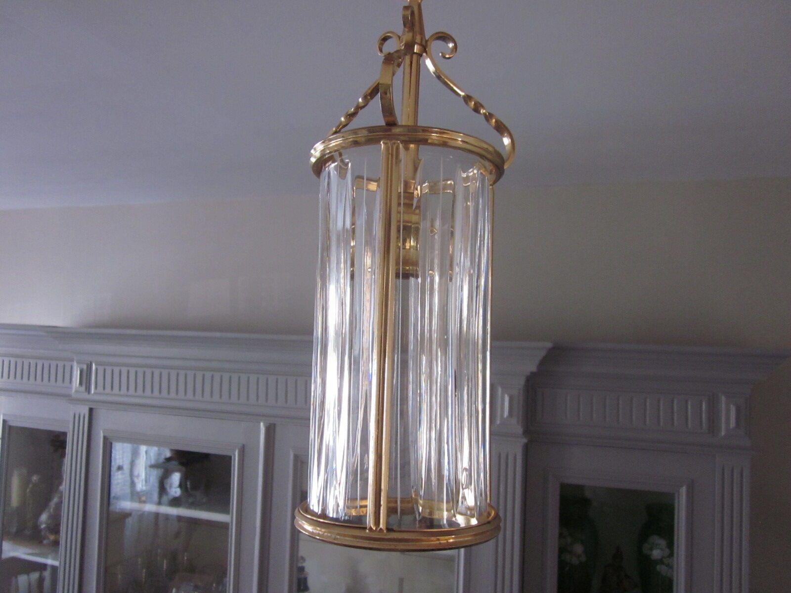 tailled crystal and brass hanging