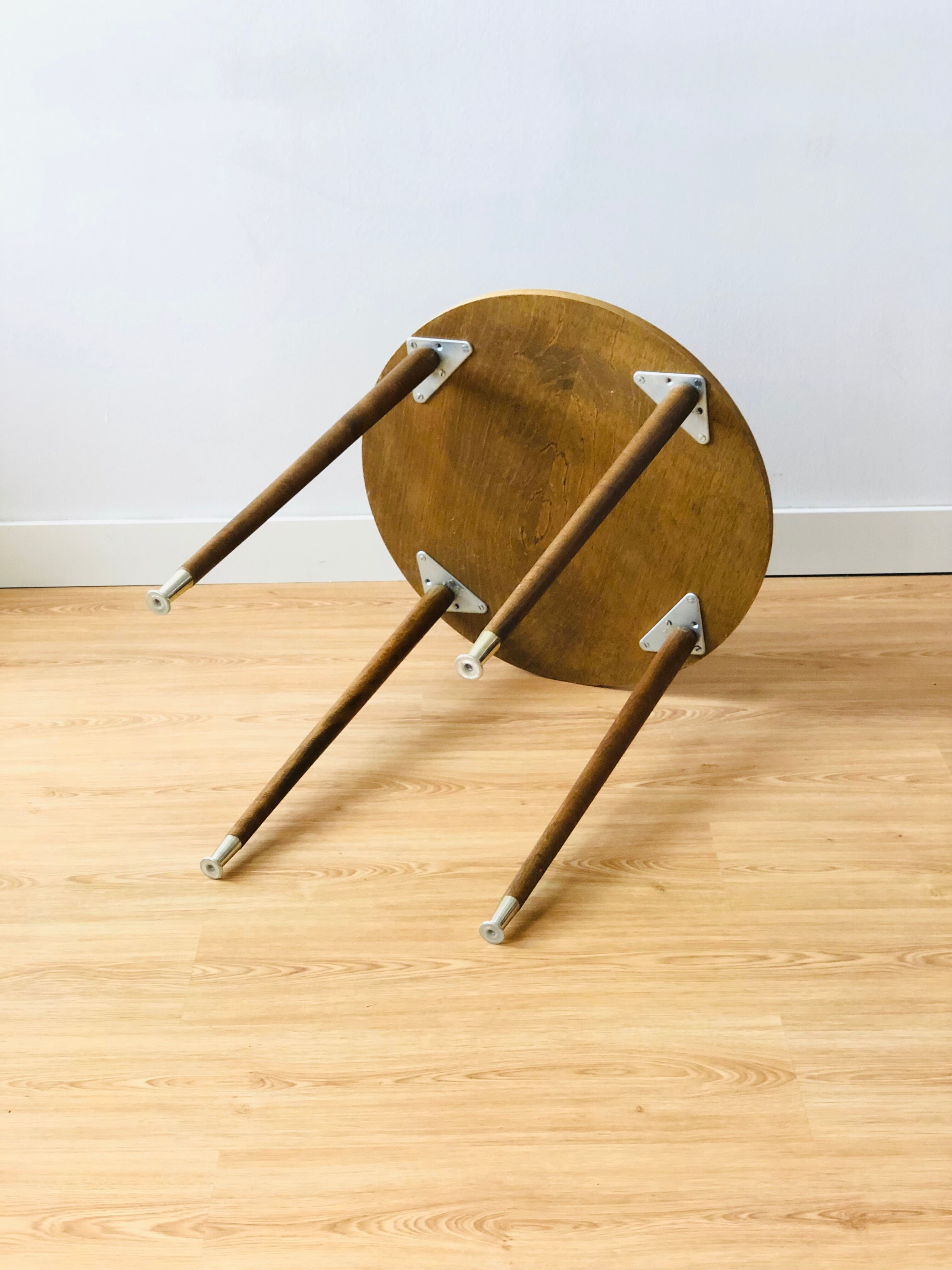 Side table vintage tapered legs 1950