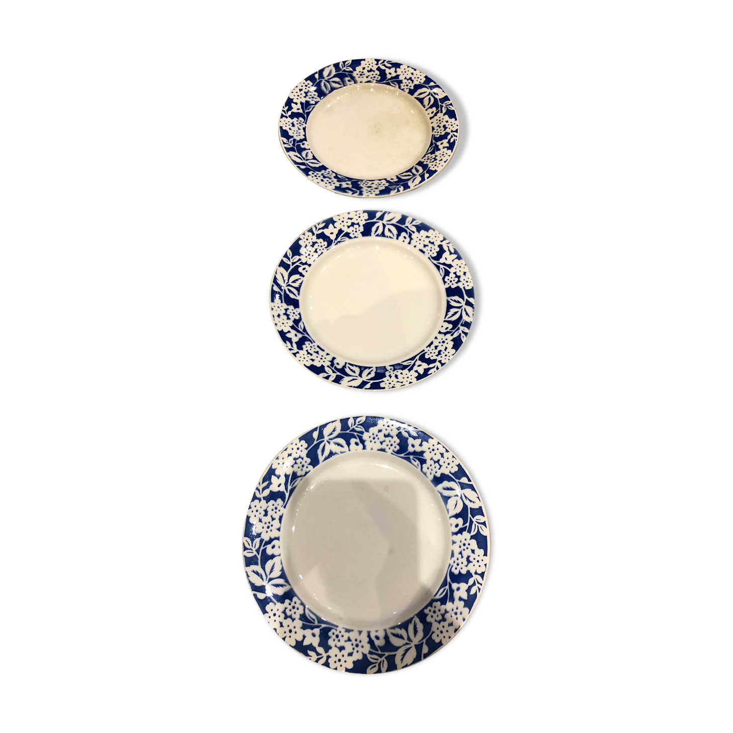 Lot of 3 digoin plates