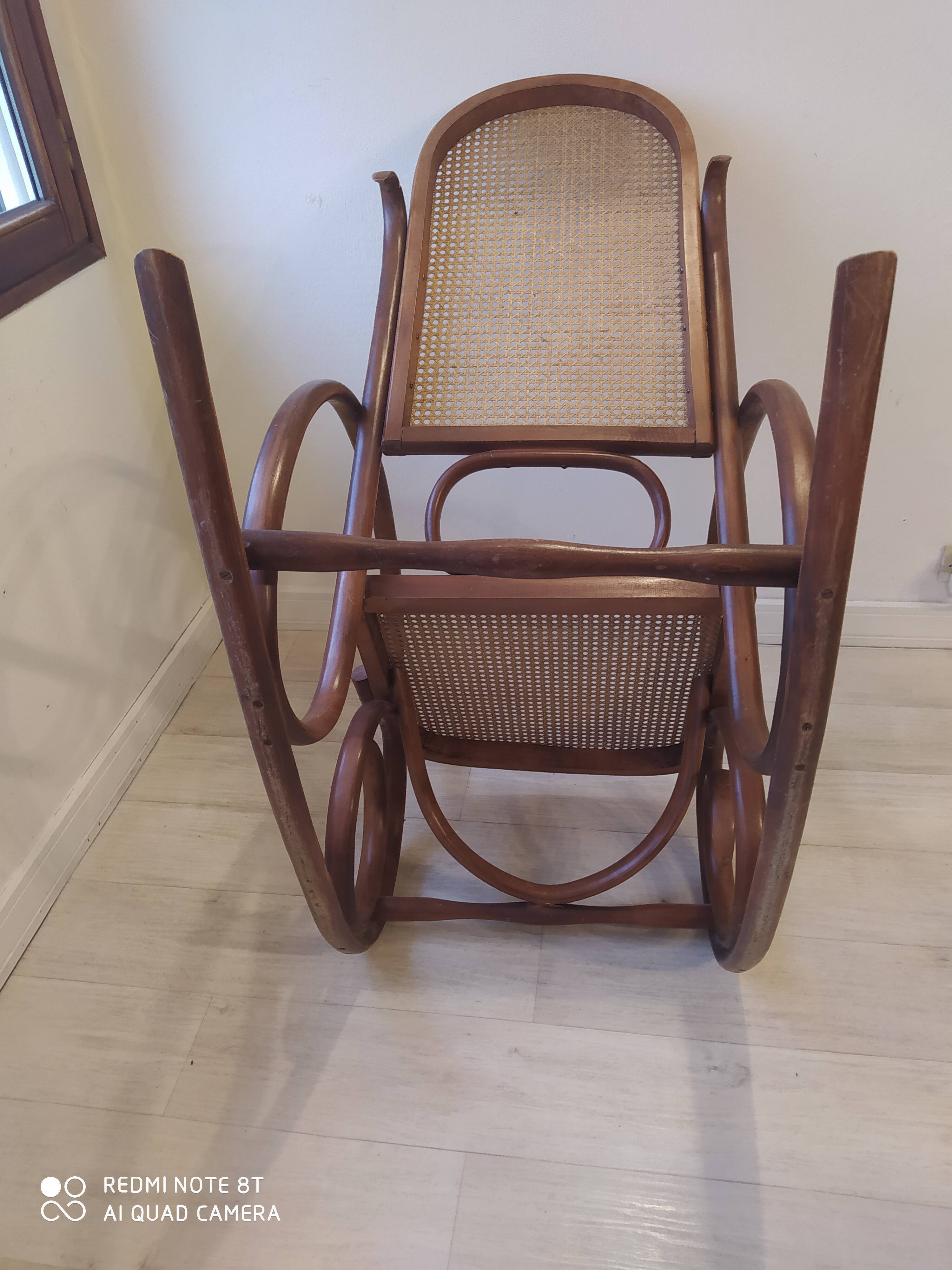 Rocking chair