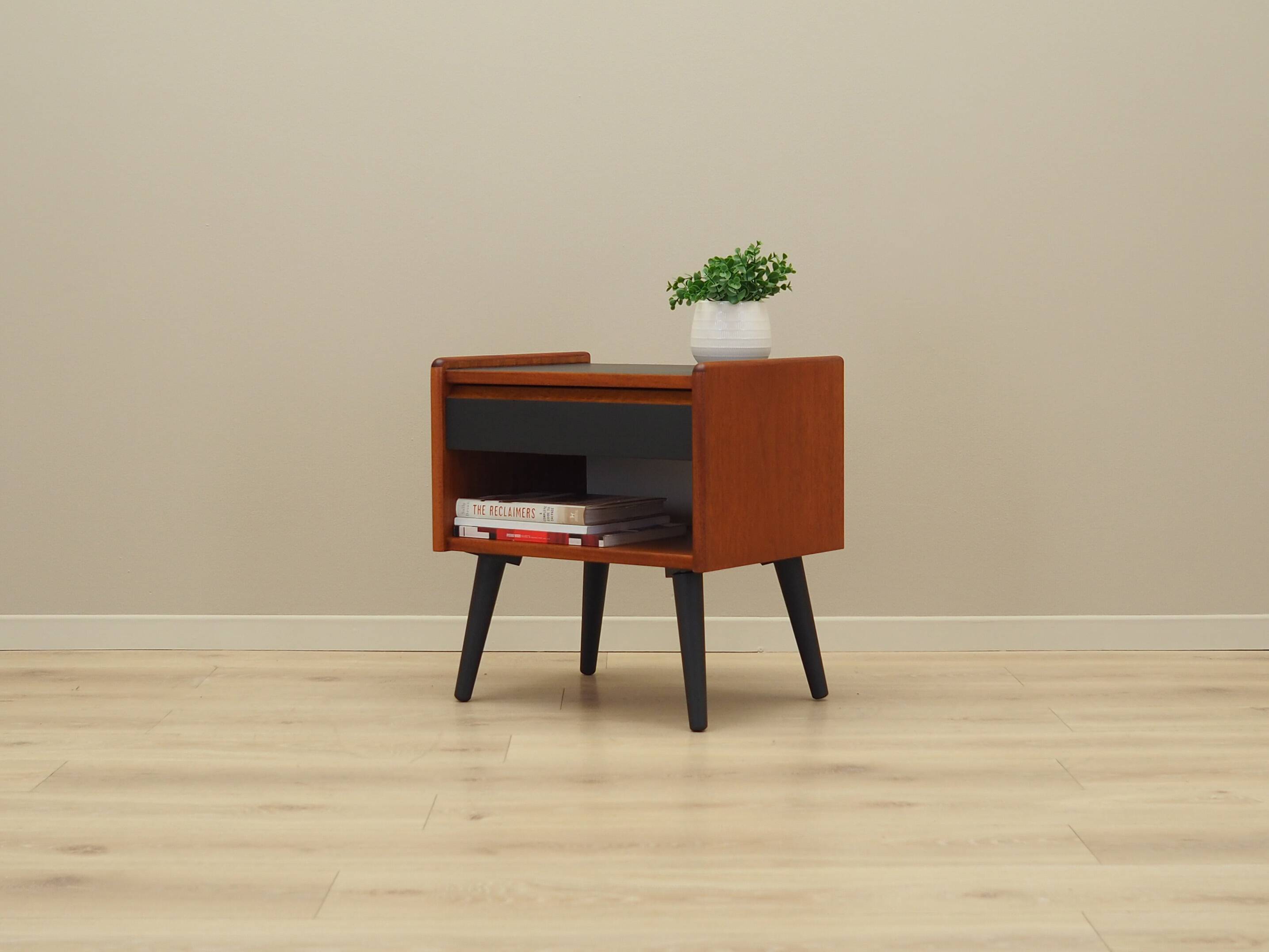 Teak chest of drawers, Danish design, 1970s, production: Denmark