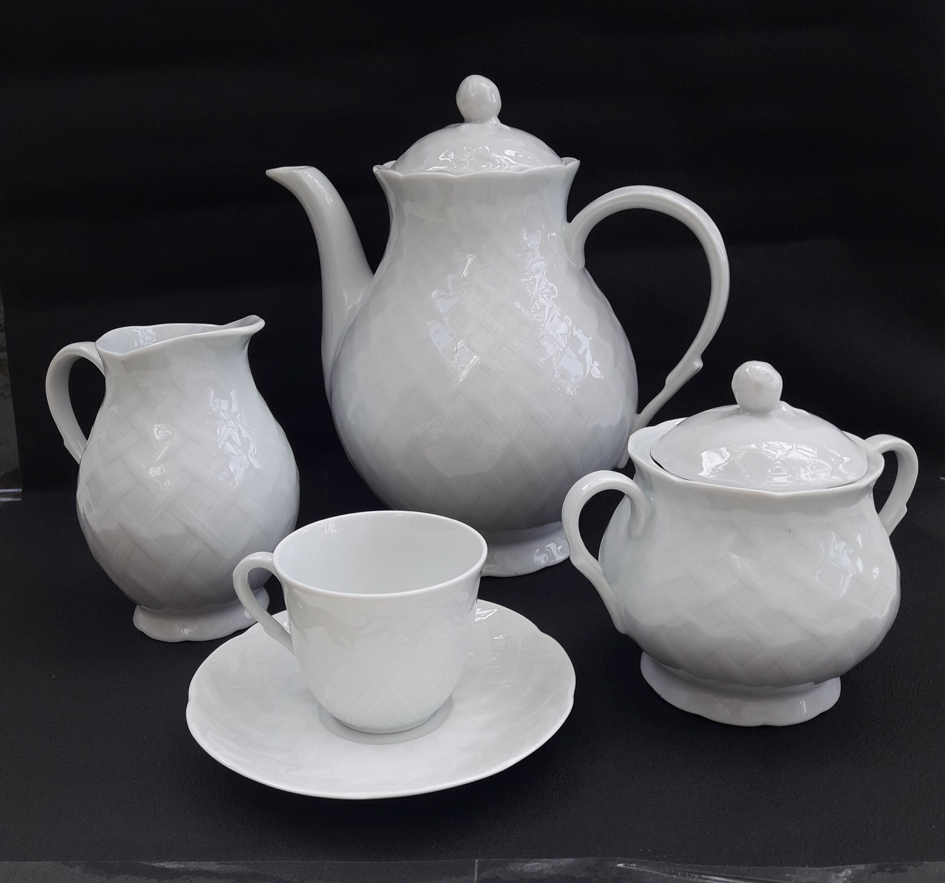 Set bernardaud model basketry