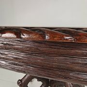 Table de centre de la Forêt-Noire par Matthijs Horrix pour Horrix Den Haag, années 1890.