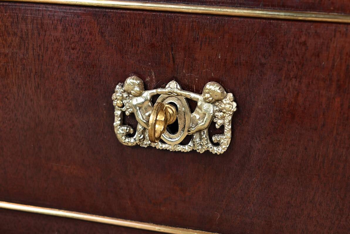 Small Display Cabinet in Mahogany, Louis XVI style – Late 19th Century