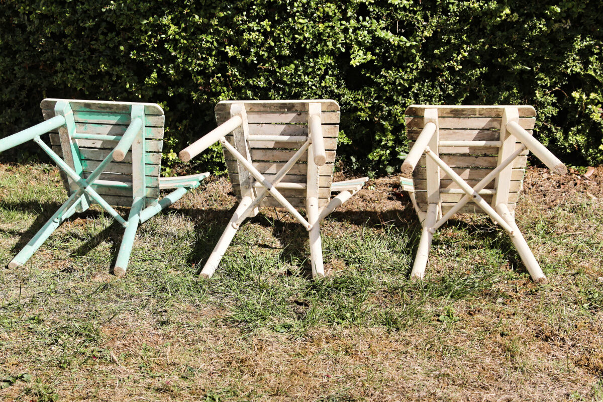 Set of 3 slatted wooden garden chairs