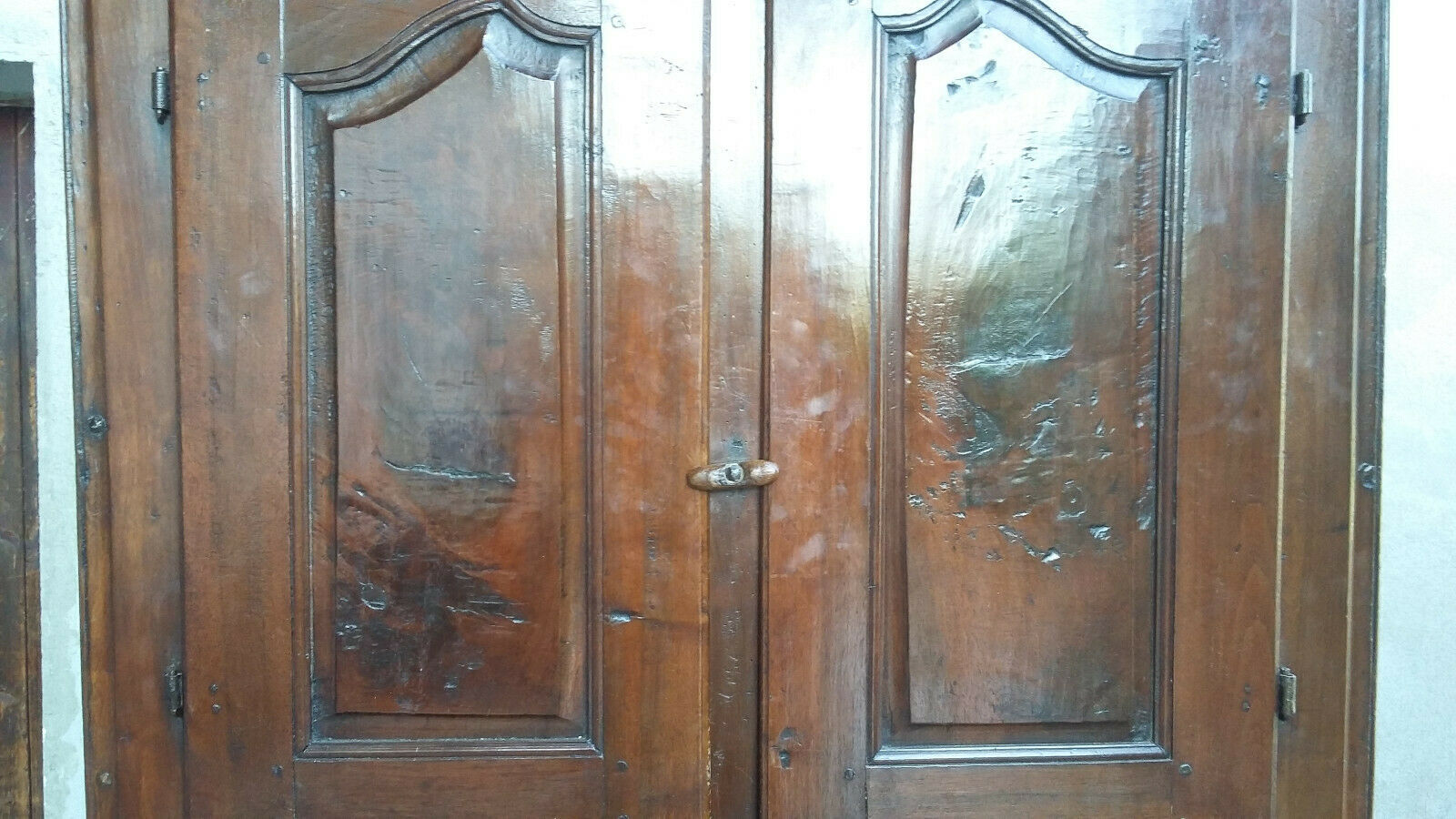 Rustic buffet in natural wood