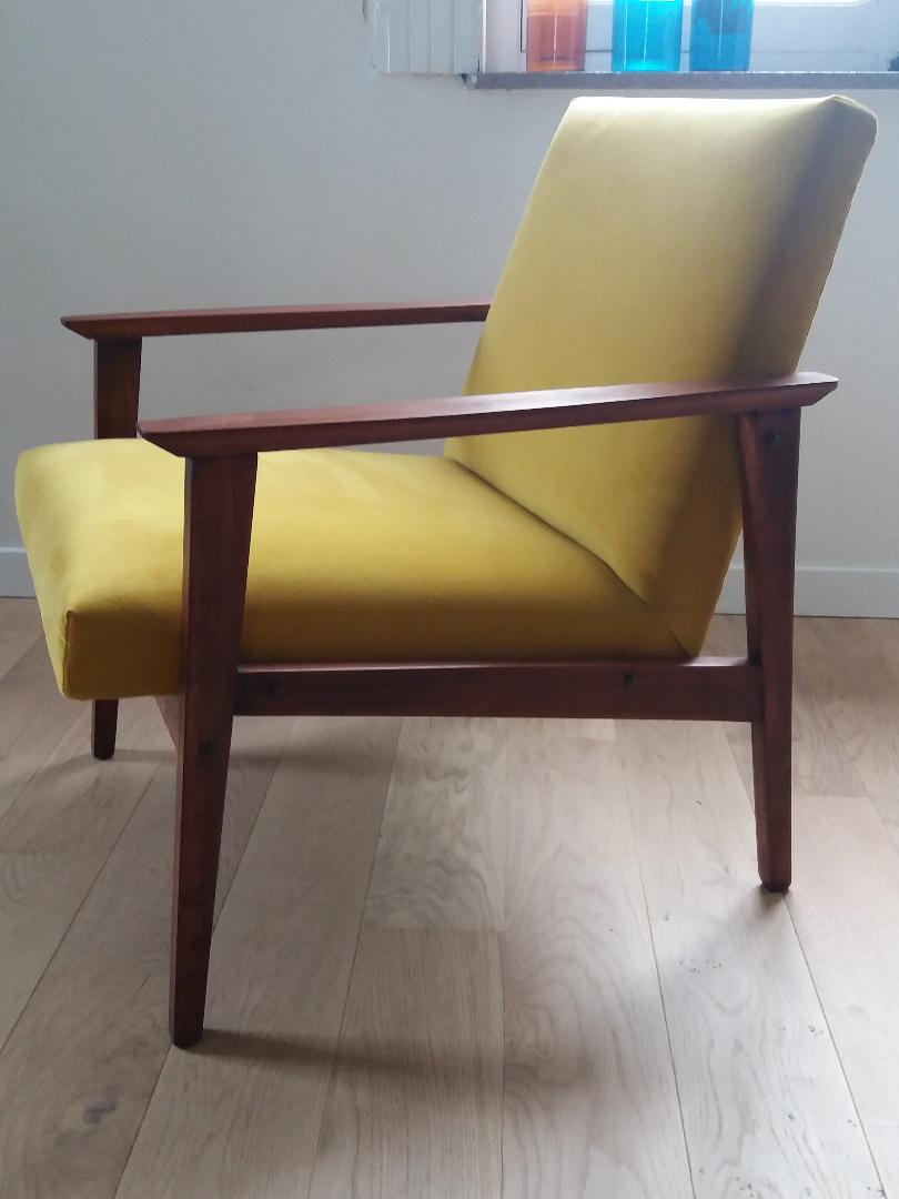 Pair of redone chairs with nine yellow velvet