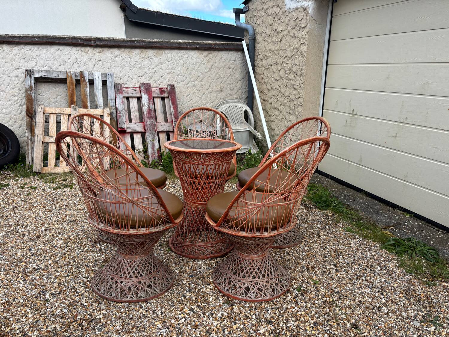 Russel Woodard garden or patio set