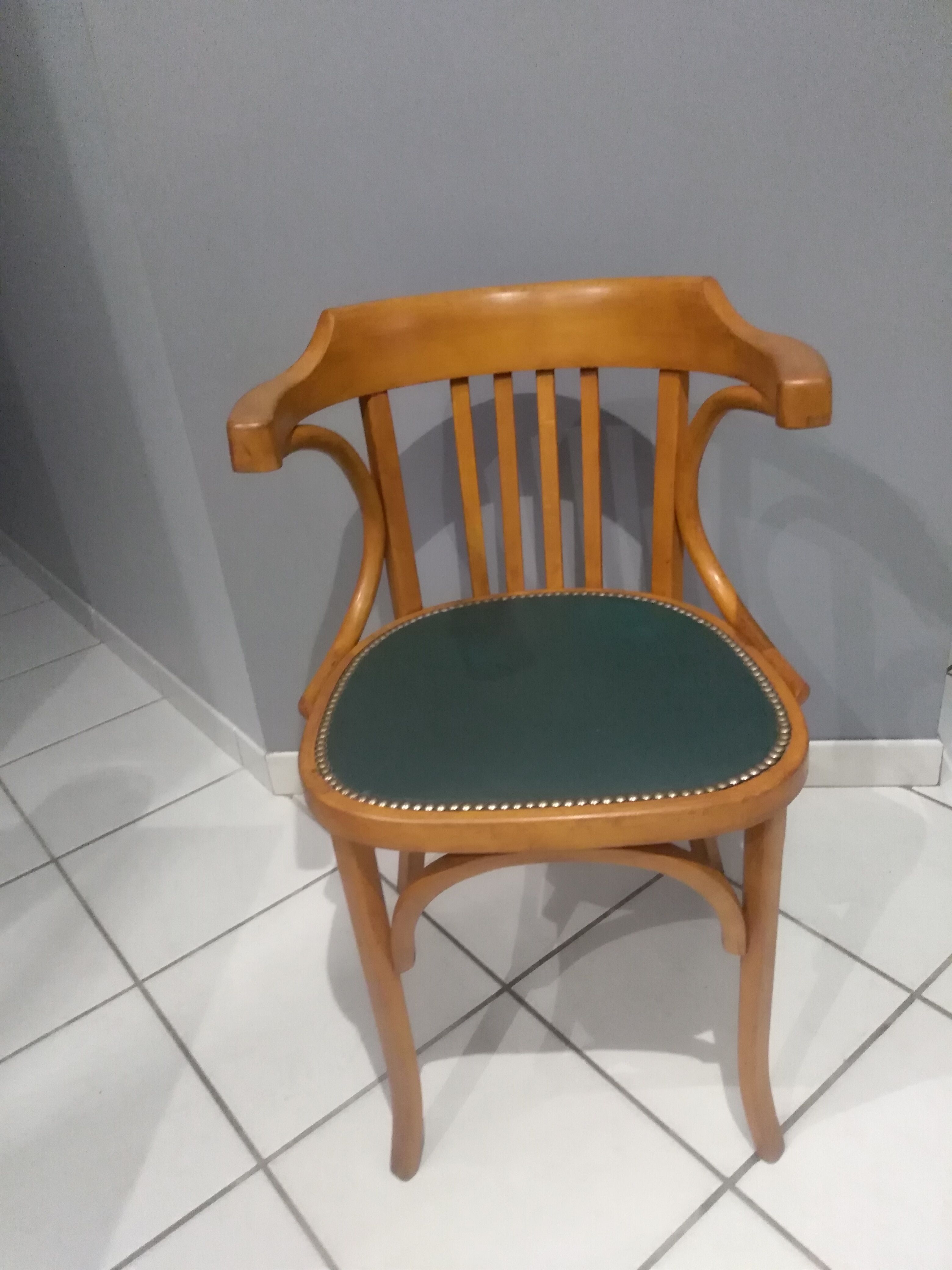 Fauteuil de bistrot Baumann vintage année 1960