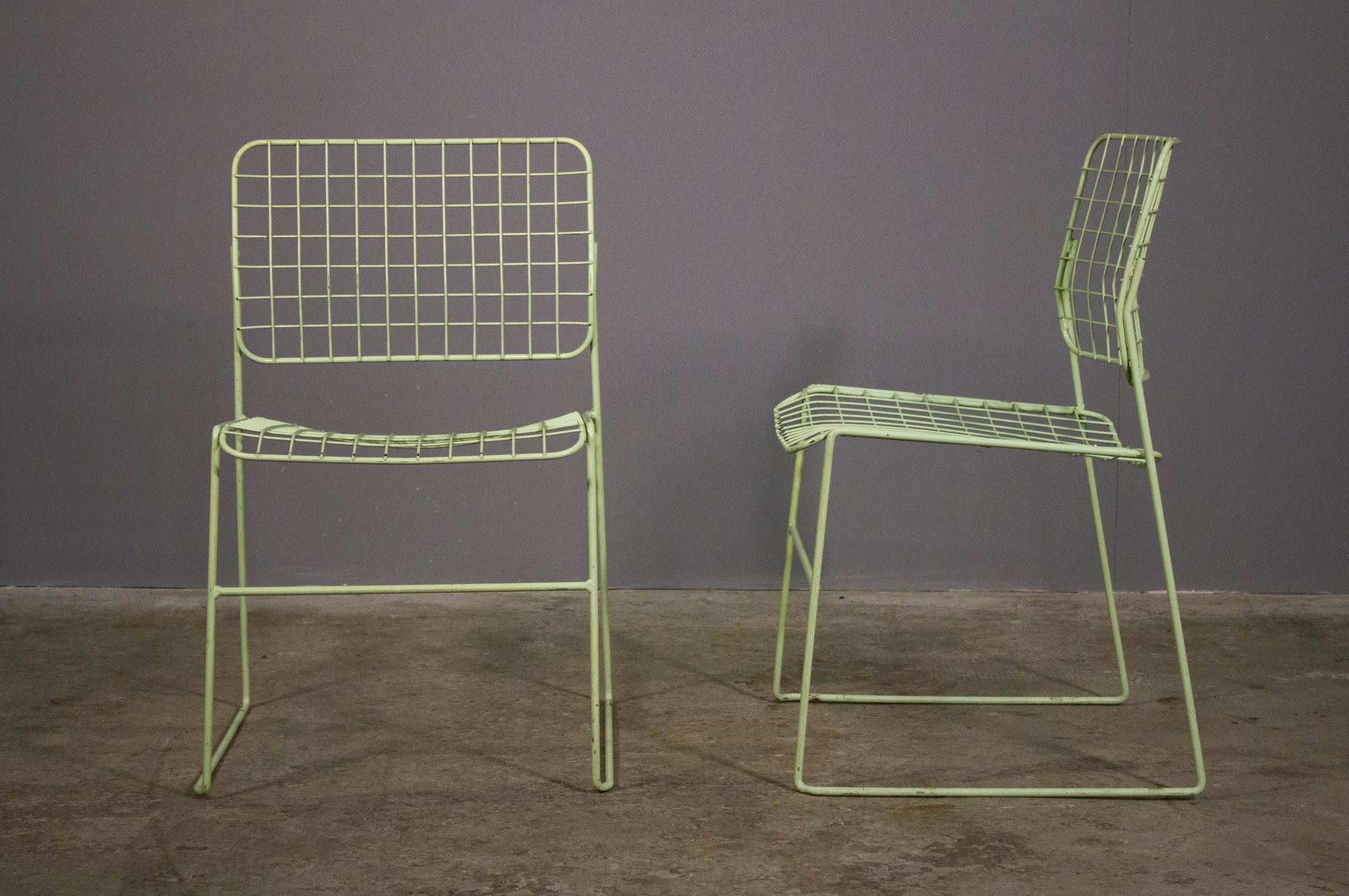 6 metal chairs, painted in teal