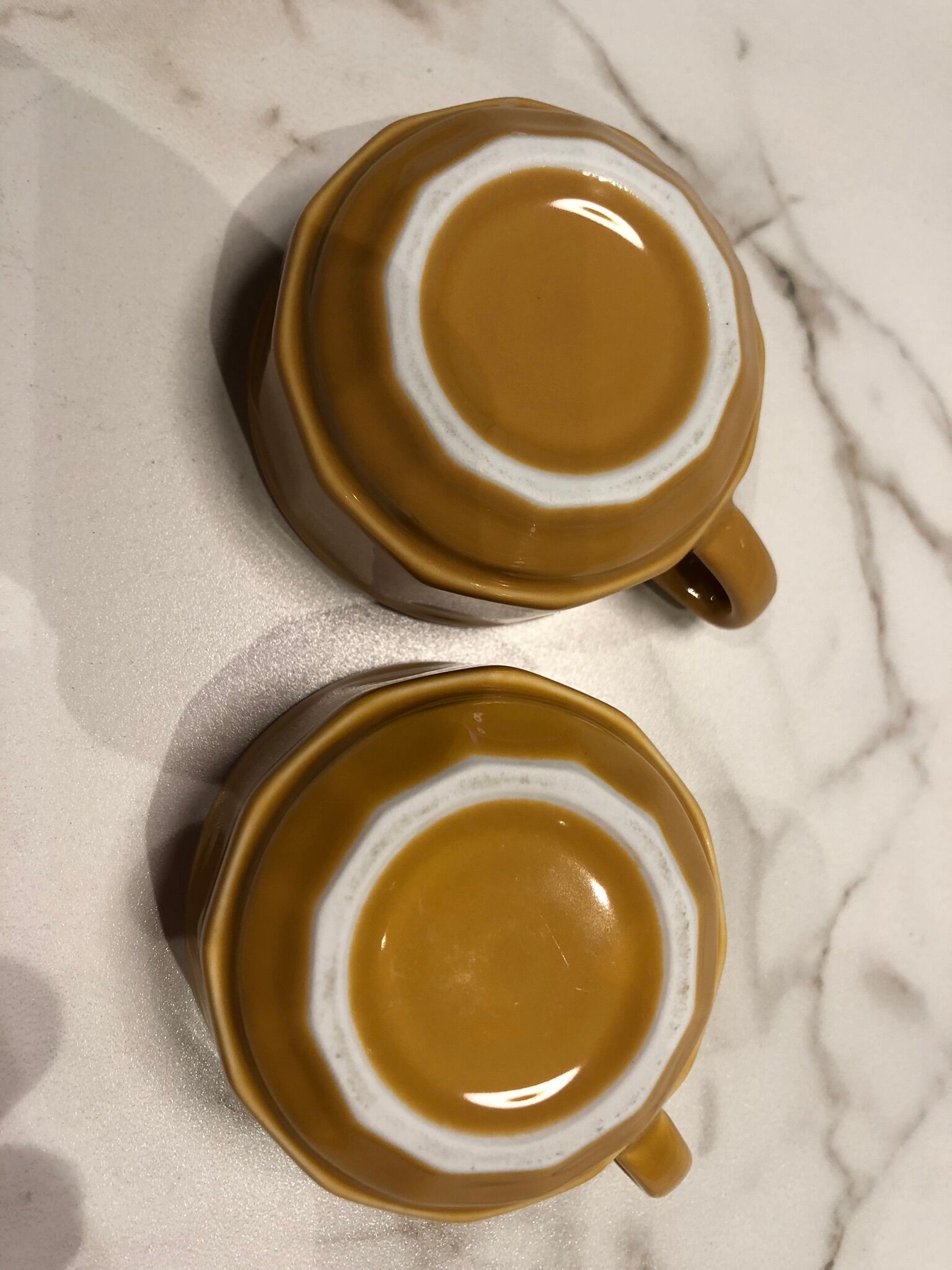 2 bistro coffee cups