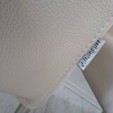 2 chairs by Bert Plantagie