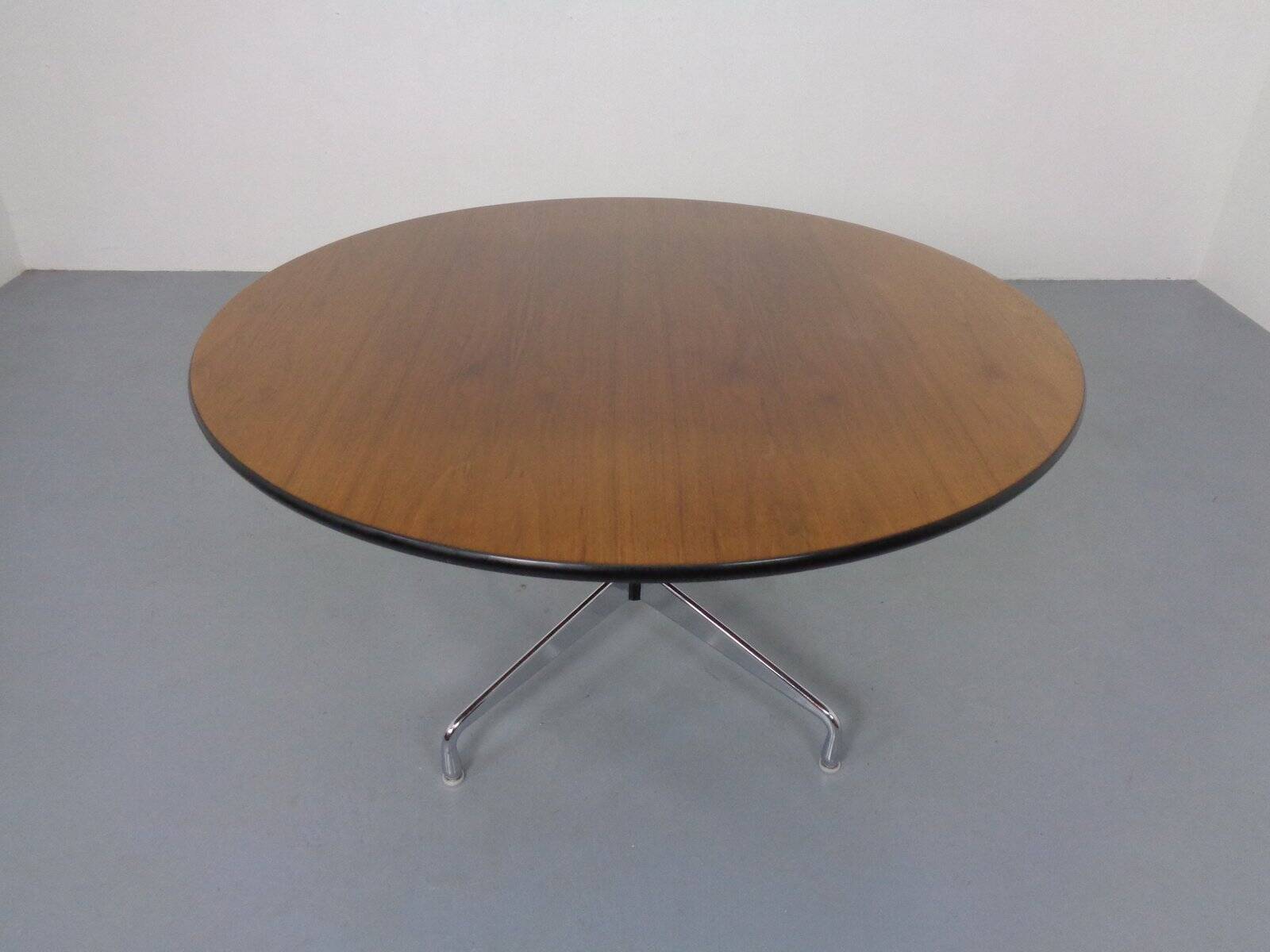 Large Segmented Round Dining Table by Charles & Ray Eames for Herman Miller, 1960s