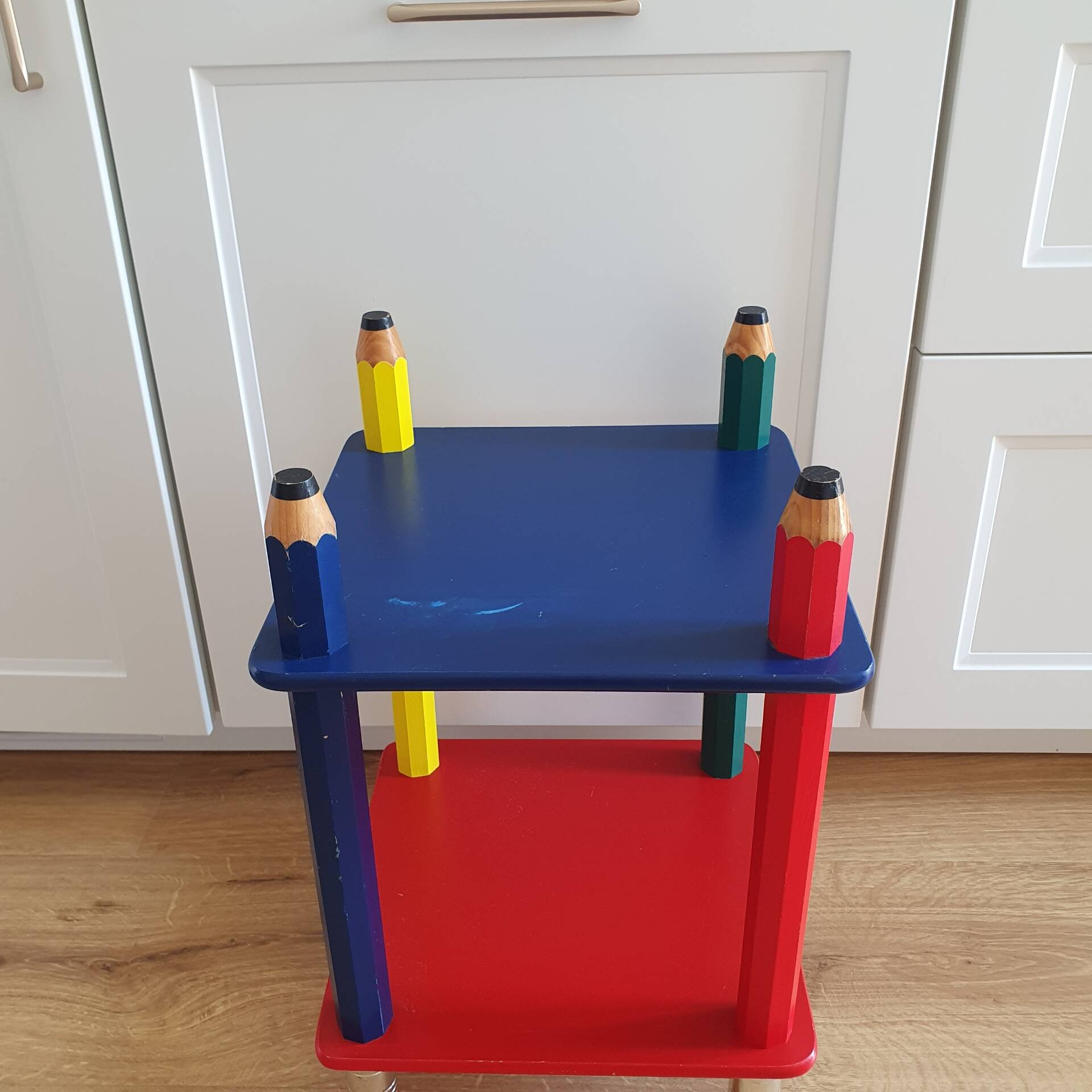 Occasional bedside table / pencil foot eraser attributed to Pierre Sala