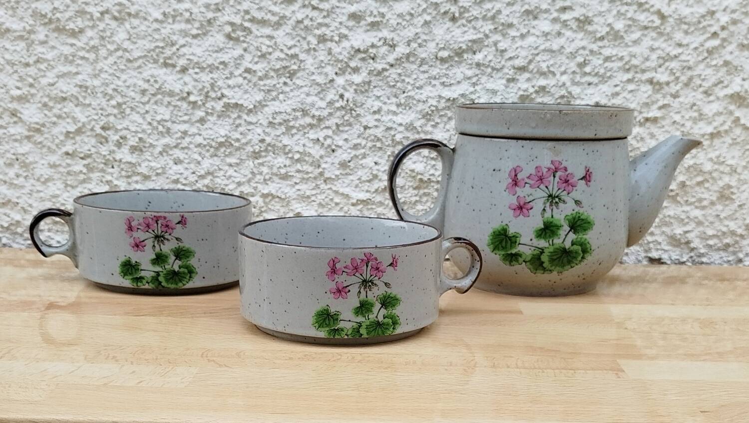 Teapot / herbal tea service