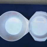 Flat vintage round Arcopal casserole with flowers