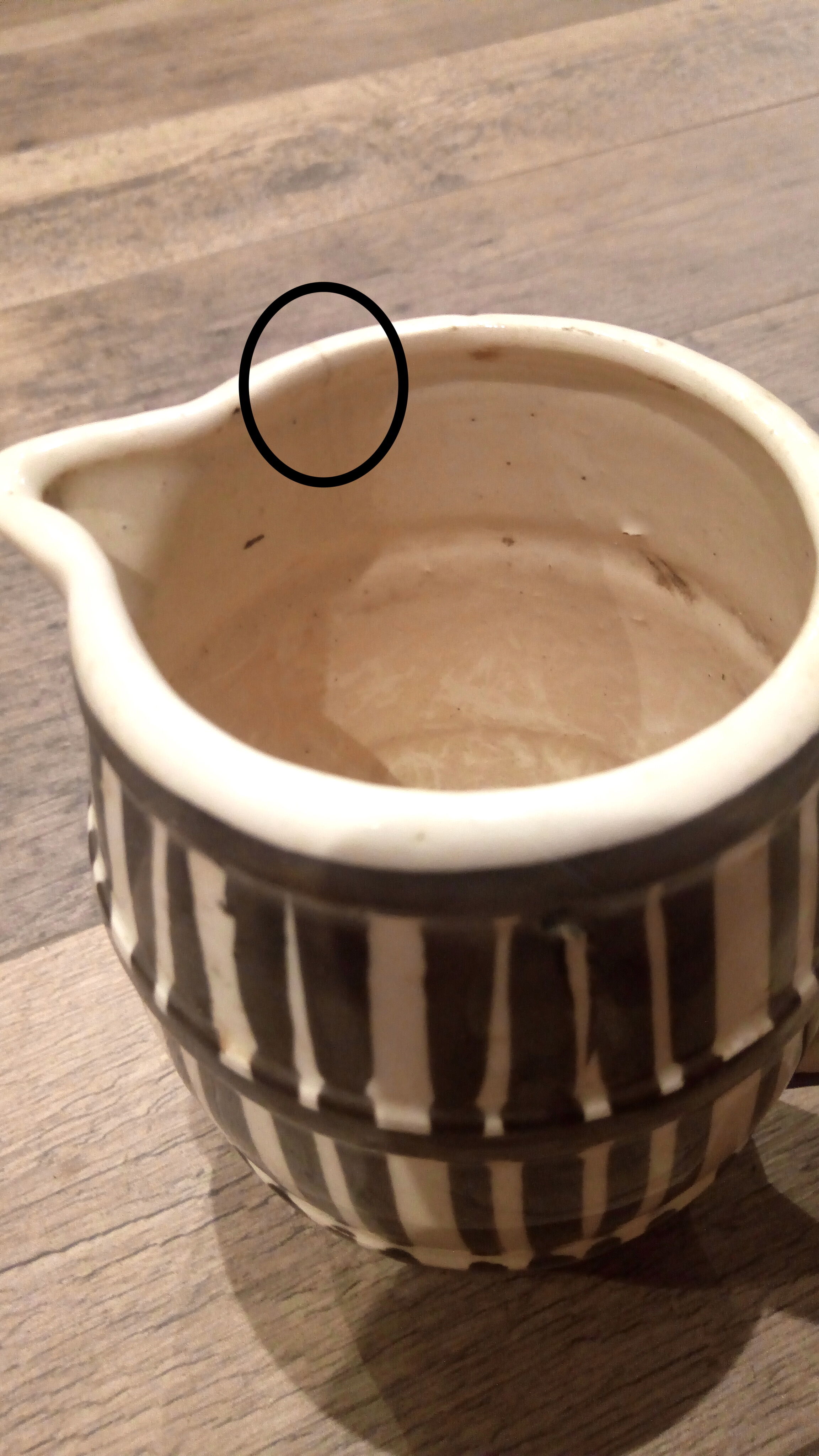 Country pitcher in ceramic beige/brown stripes