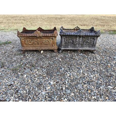 Pair of cast iron planters from 1900 in Charleville-Mézières