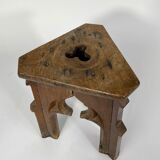 Tabouret néo-gothique en chêne massif XIXème