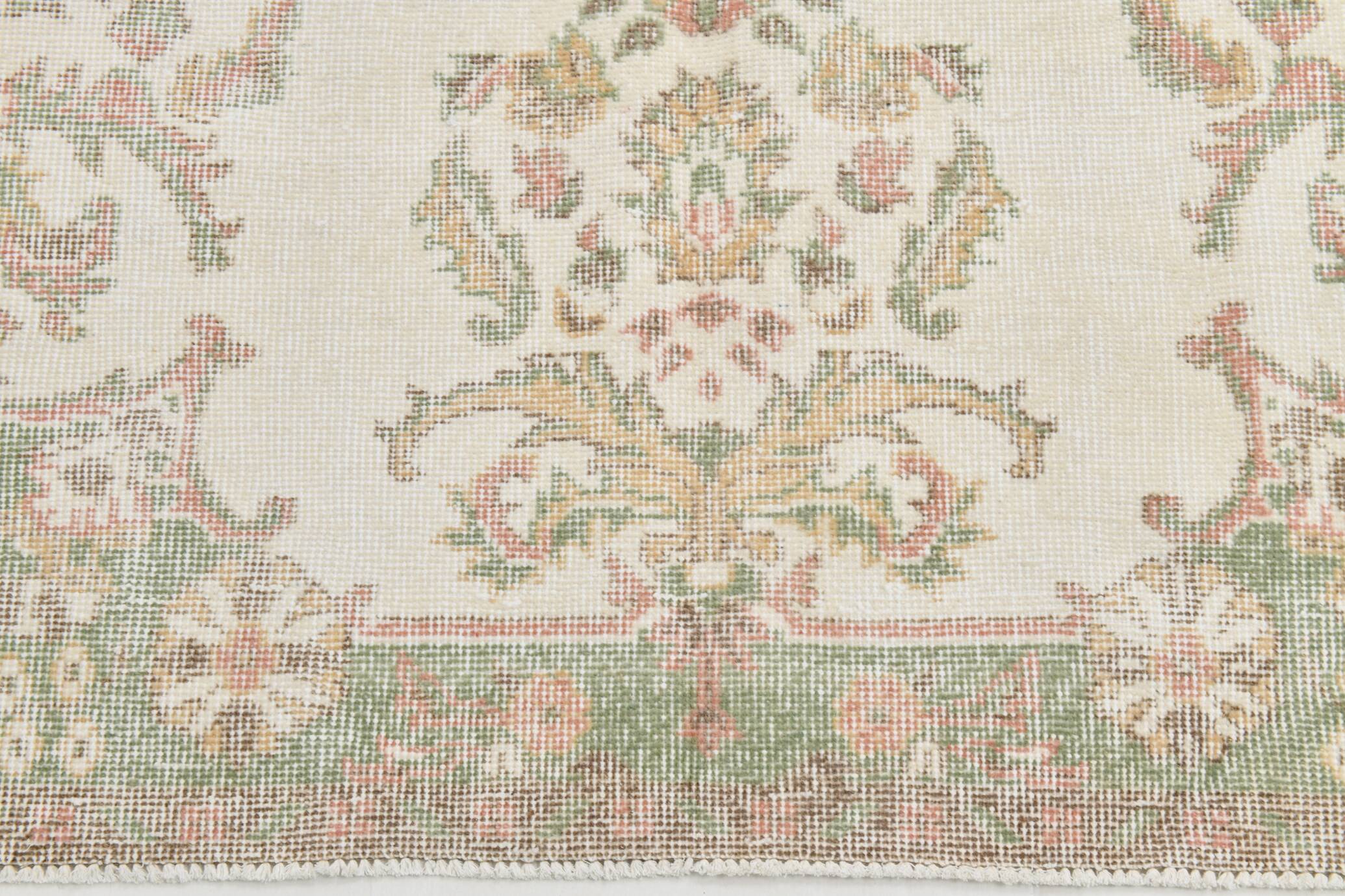 6x11 Beige & Cream Oriental Floral Pattern Vintage Rug, 189x329Cm