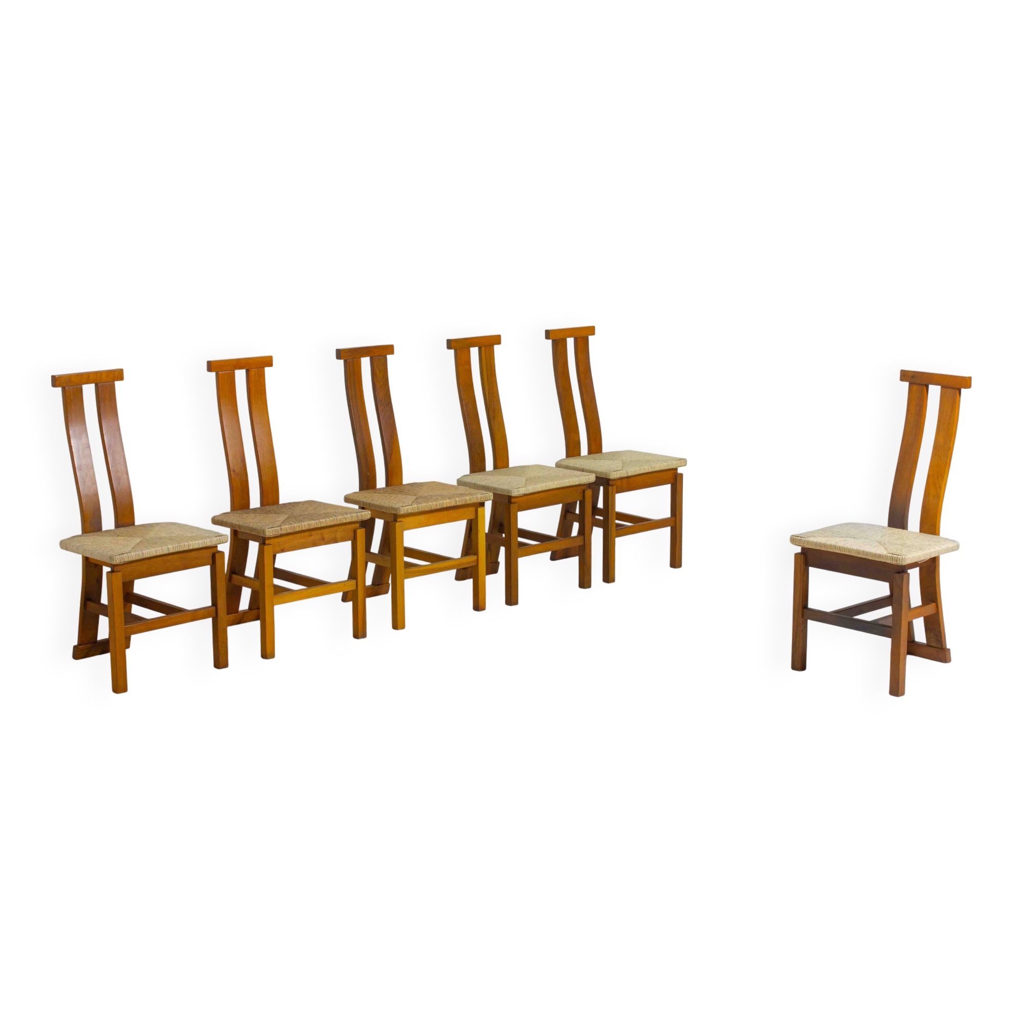 Sculptural postmodern dining chairs in wood with curved back, 1980s