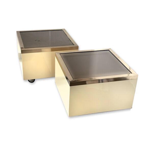 Tables basses, bouts de canapé vintage 1970.
