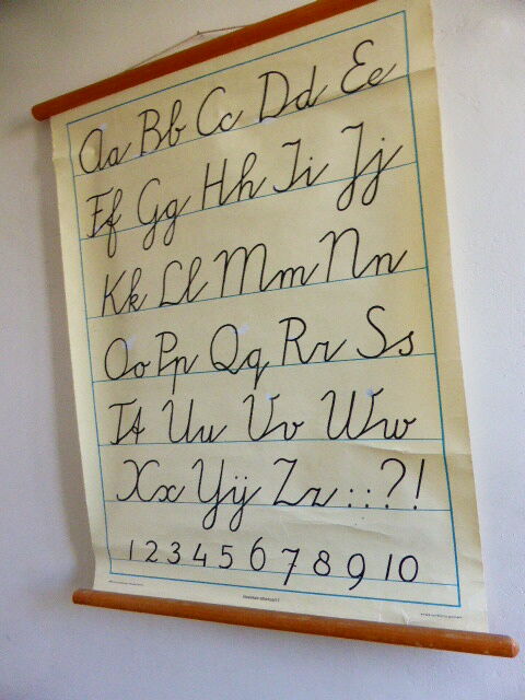 School and pedagogic poster, calligraphy, alphabet, writing method, classic letter 2, on linen, vintage 1960