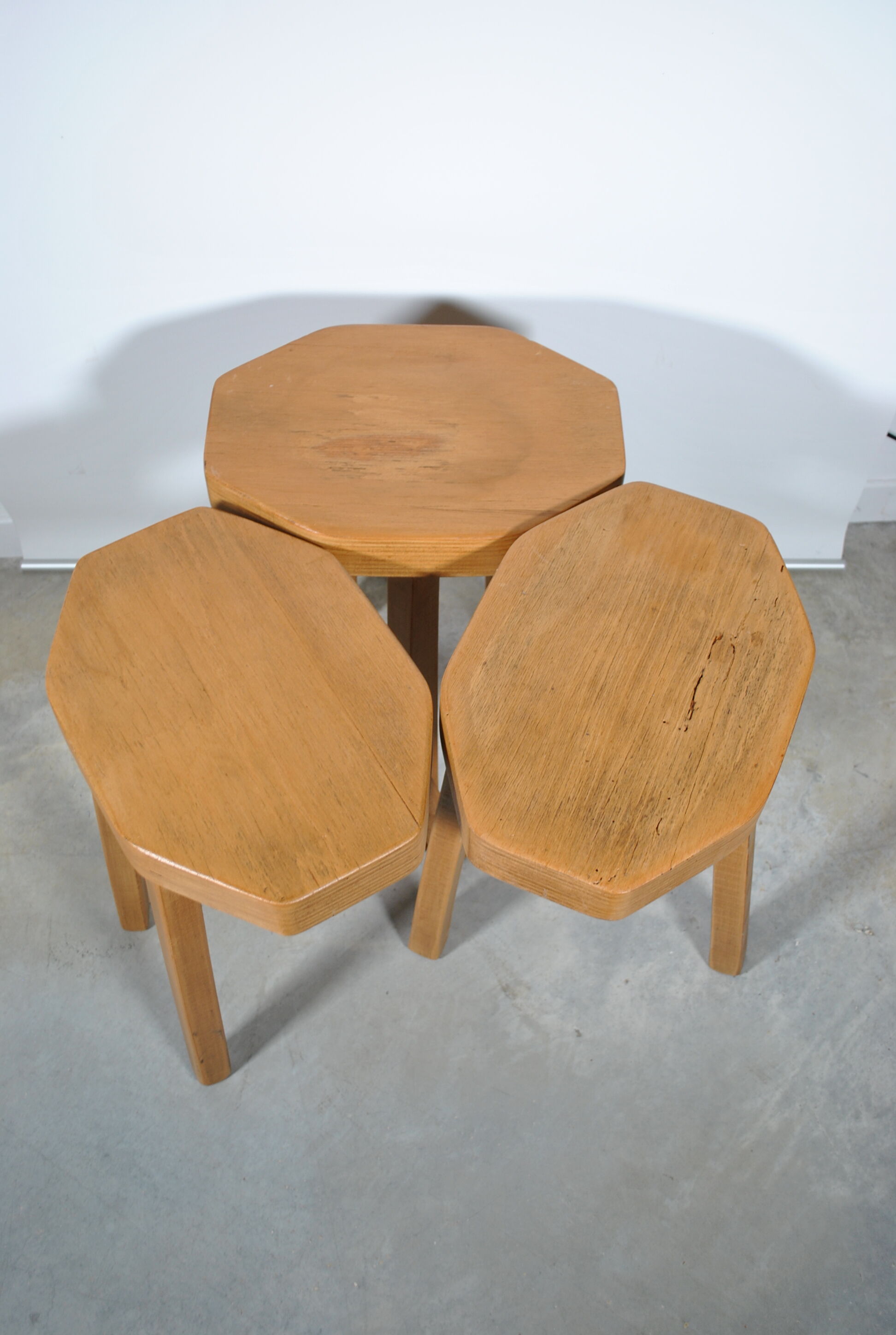 Lot de 3 Table d'appoint tripode 1960